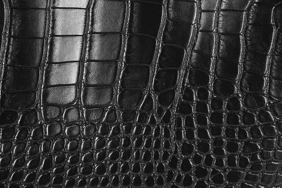 BLACK CROCODILE LEATHER